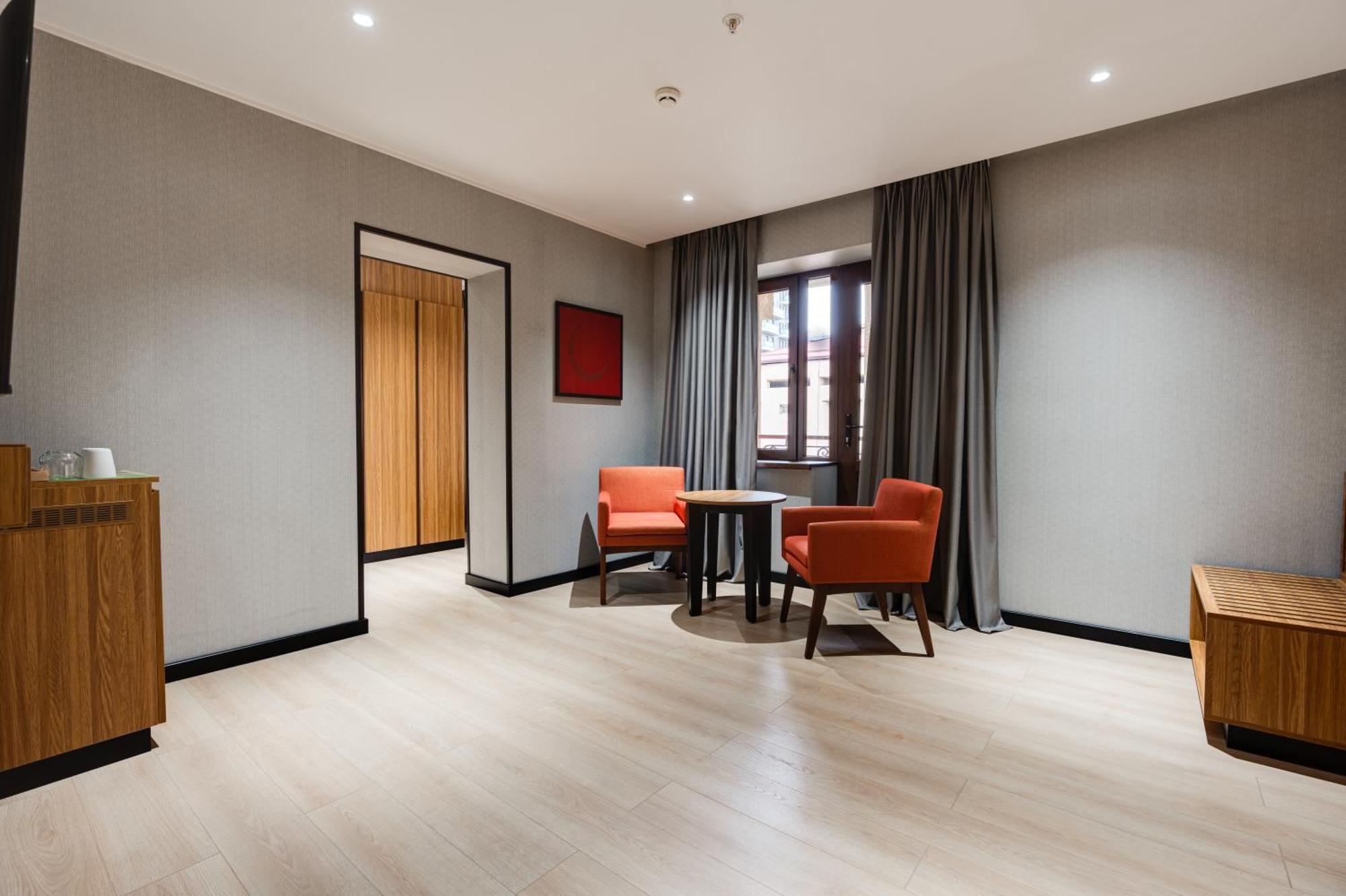 Ramada Encore By Wyndham Tashkent Exterior photo