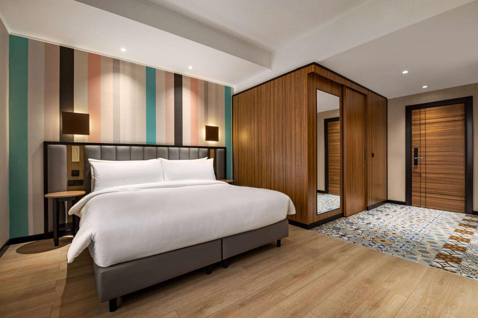 Ramada Encore By Wyndham Tashkent Exterior photo